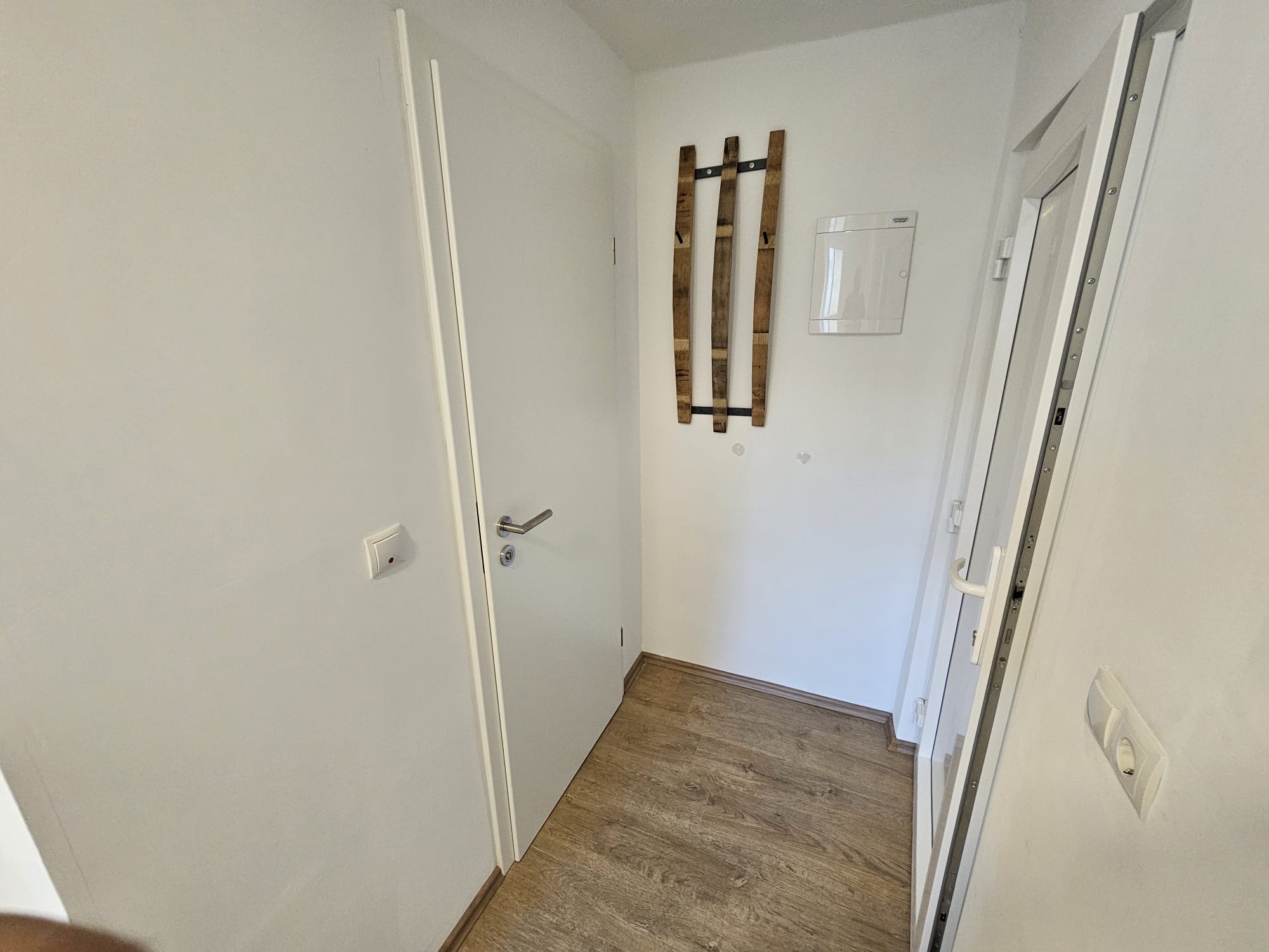 WhatsApp Image 2025-10-0njmklj1 at 21.00.32